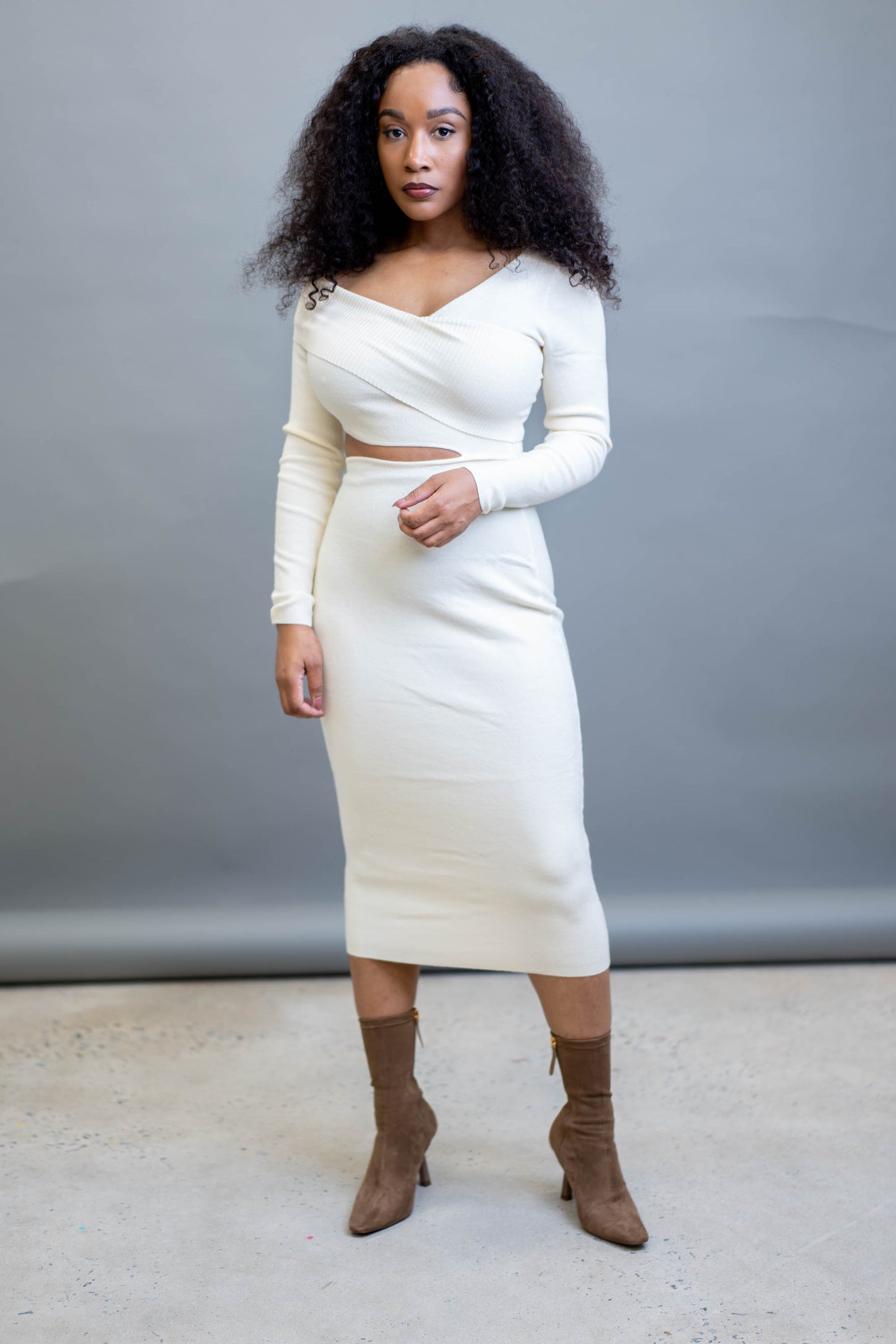 Off The Shoulder Cut Out Knit Midi Dress