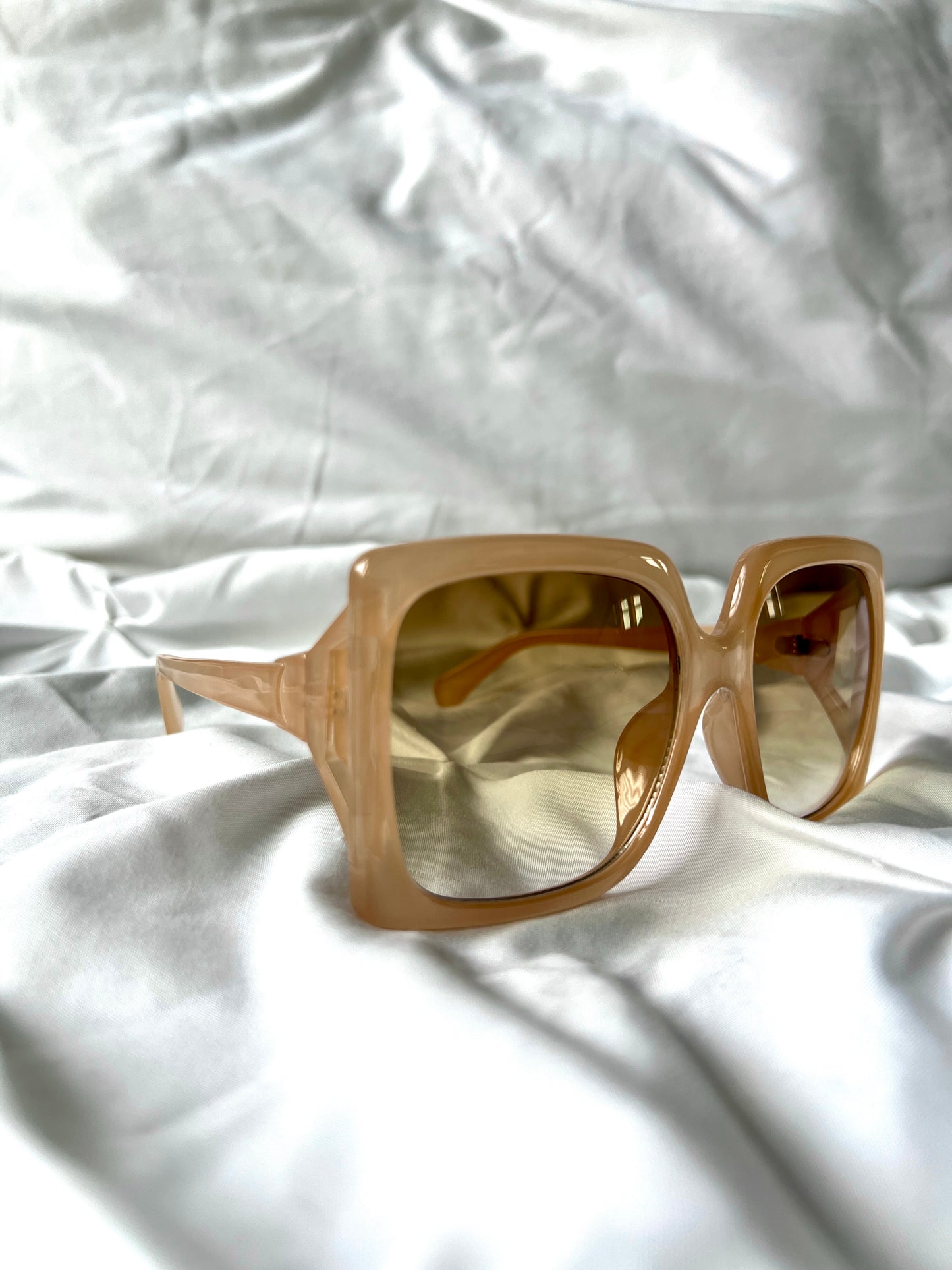 Oversized Gradient Sunglasses