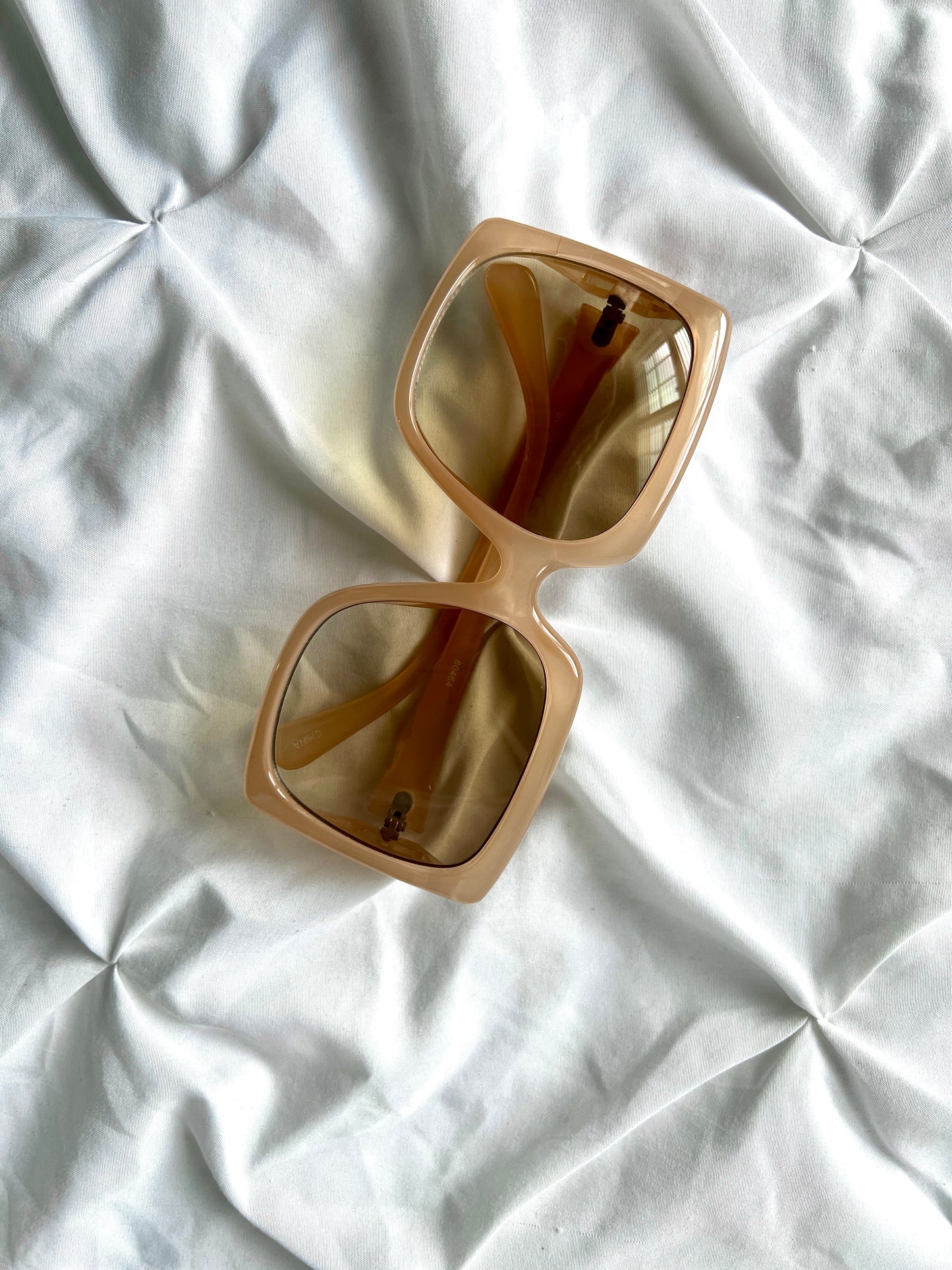 Oversized Gradient Sunglasses