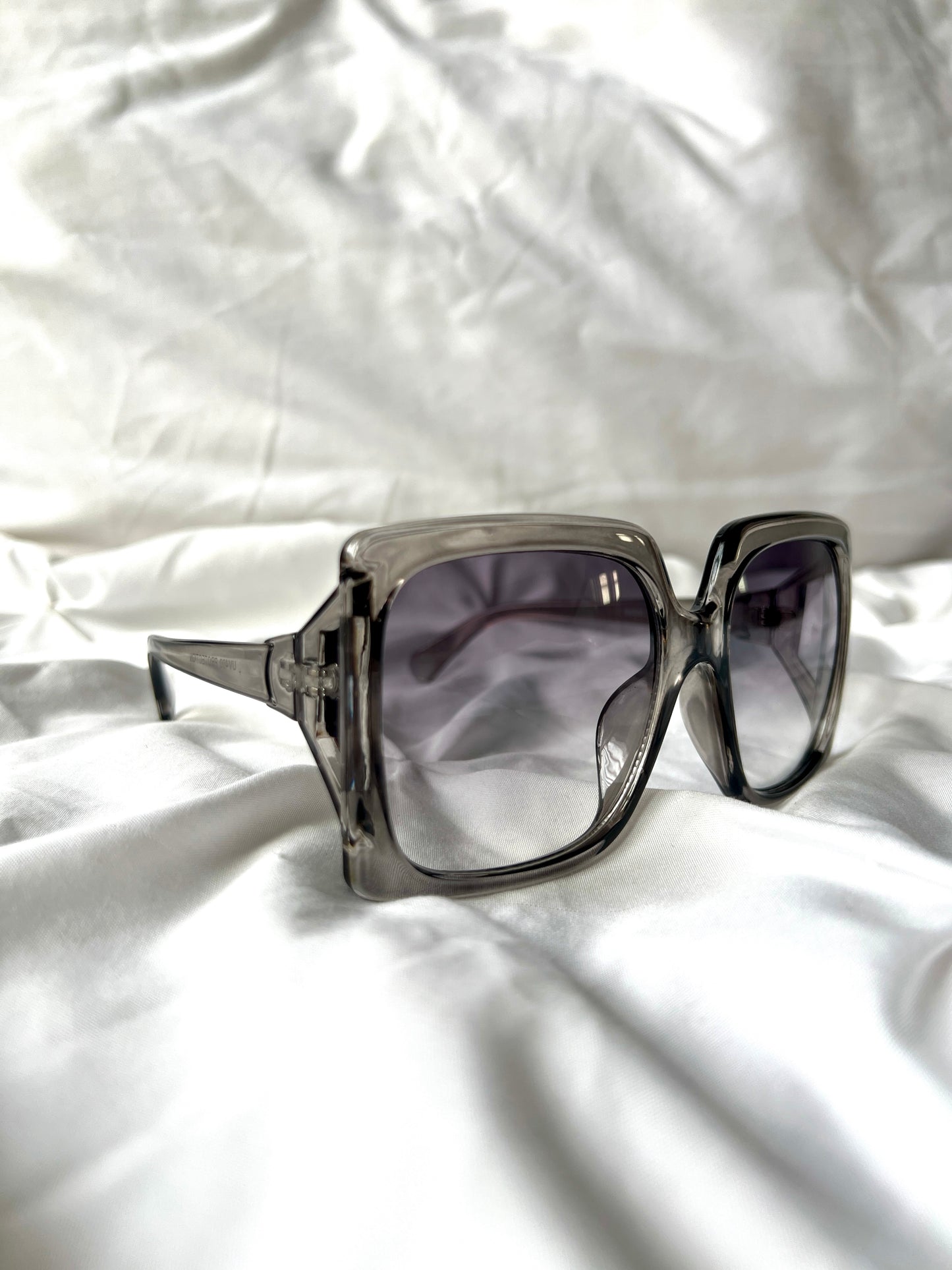 Oversized Gradient Sunglasses