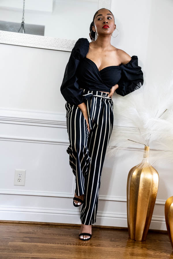 Front Tie Puff Sleeve Top