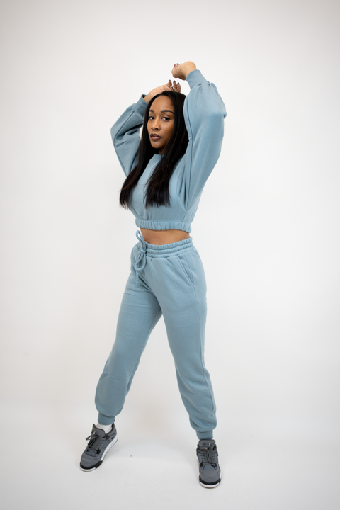 Cropped sweatshirt 2025 and sweatpants